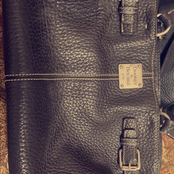 Dooney & Bourke Chocolate handbag. In great condition, no rips or stains. - Picture 6 of 6